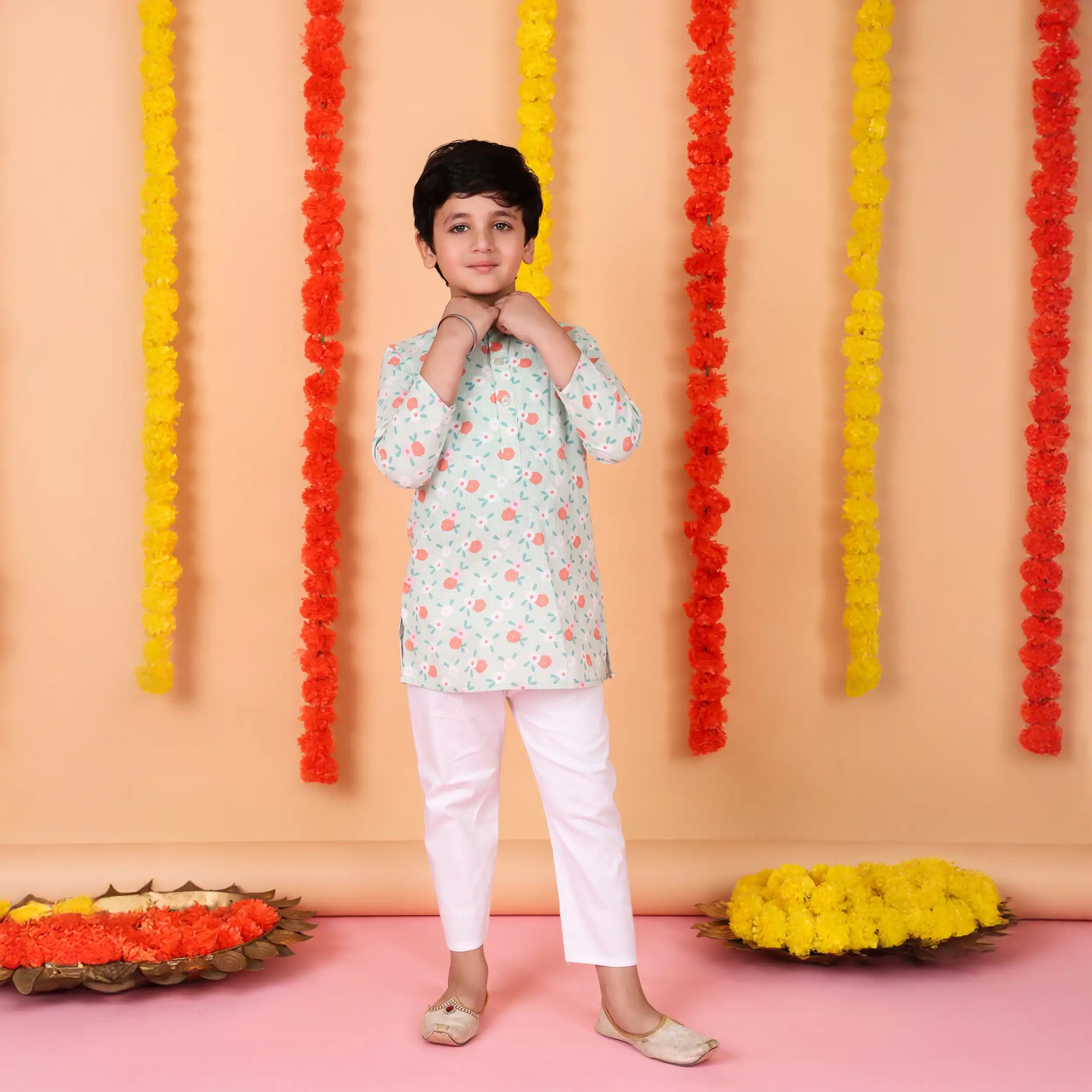 Green Cotton Linen Kurta set with Red english Motifs