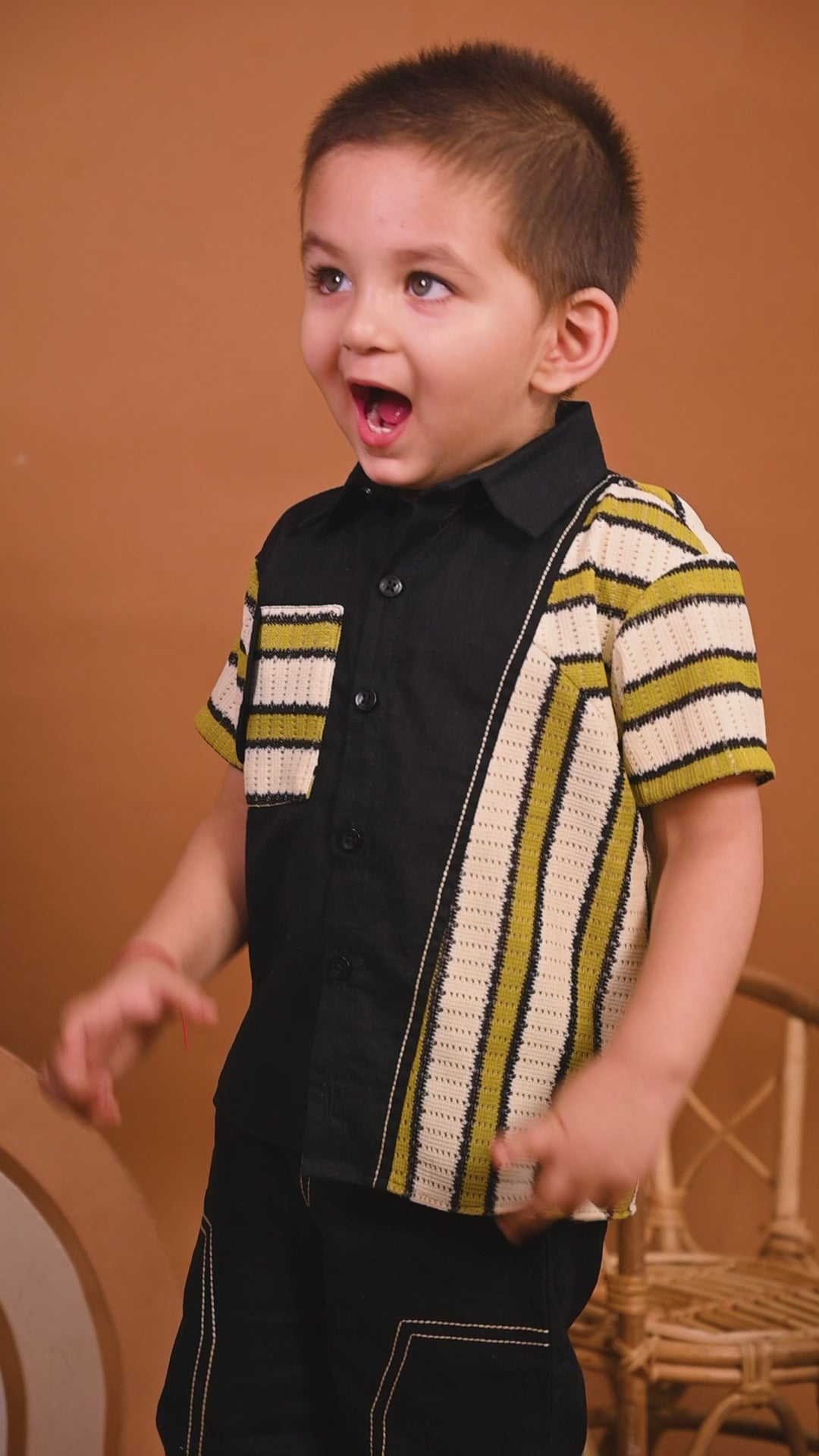 Black Linen Co-ord Set Paired With Abstract Olive-Cream Knitted Fabric